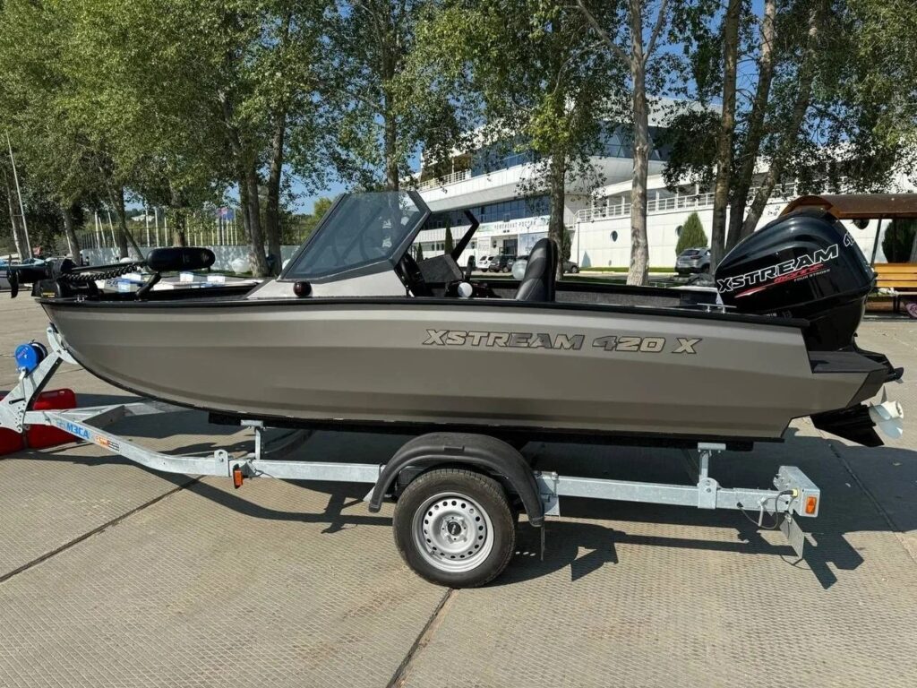 alyuminievaya-lodka-xstream-420-x-002